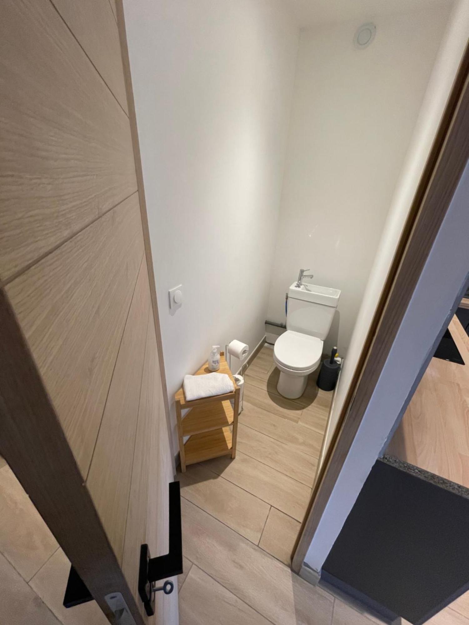 Appartement Ou Studio En Hyper Centre, Pour La Plage Et La Rue Pietonne Il Suffit De Traverser La Rue , Voir La Photo Principale Andernos-les-Bains Εξωτερικό φωτογραφία