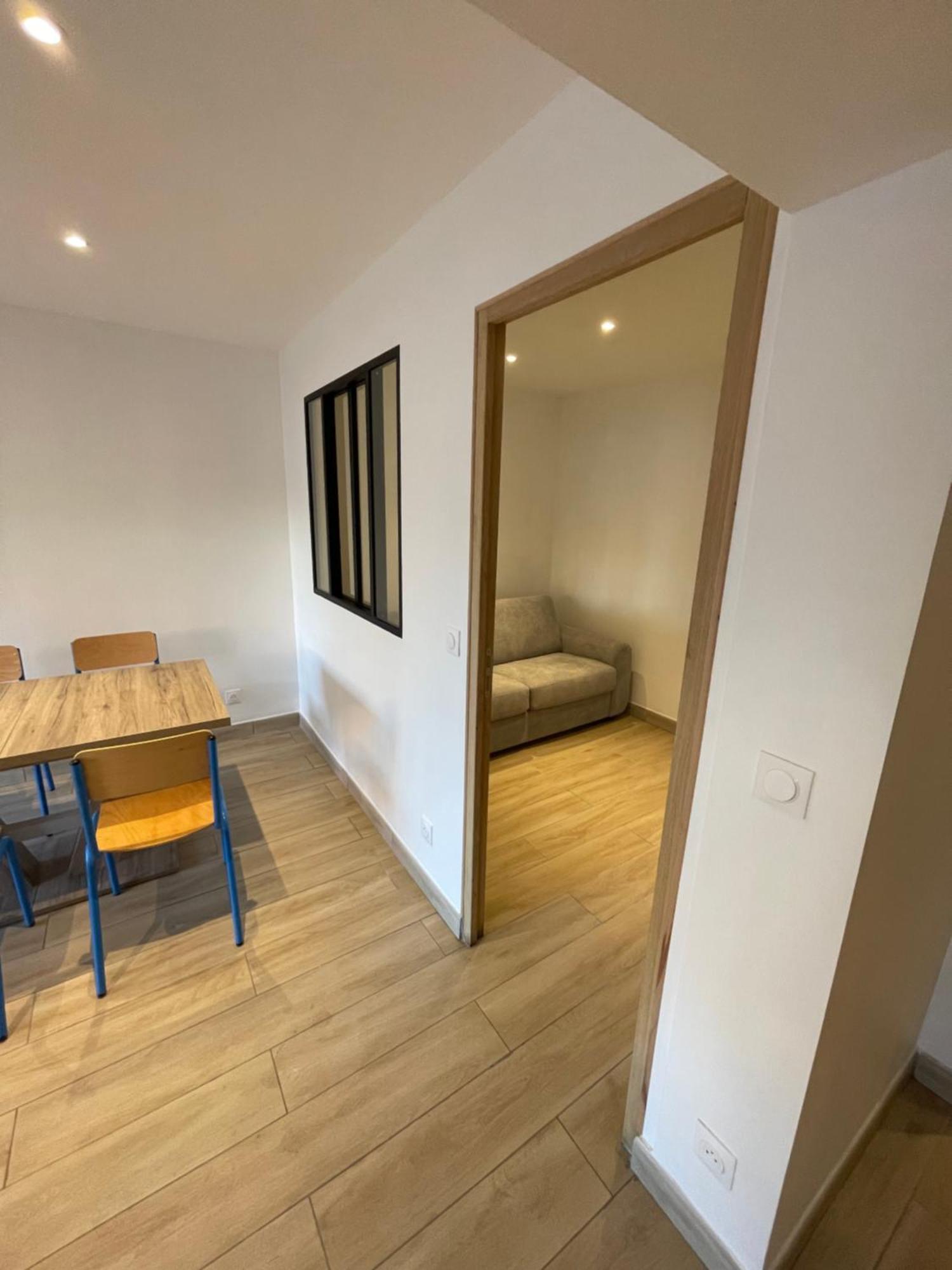 Appartement Ou Studio En Hyper Centre, Pour La Plage Et La Rue Pietonne Il Suffit De Traverser La Rue , Voir La Photo Principale Andernos-les-Bains Εξωτερικό φωτογραφία