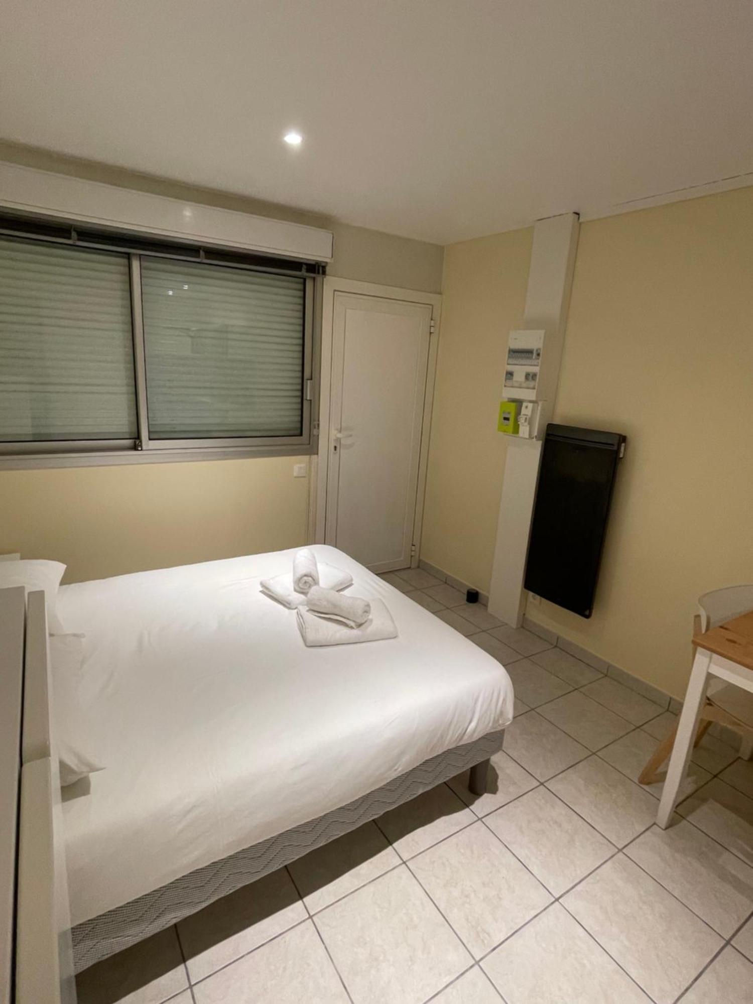 Appartement Ou Studio En Hyper Centre, Pour La Plage Et La Rue Pietonne Il Suffit De Traverser La Rue , Voir La Photo Principale Andernos-les-Bains Εξωτερικό φωτογραφία