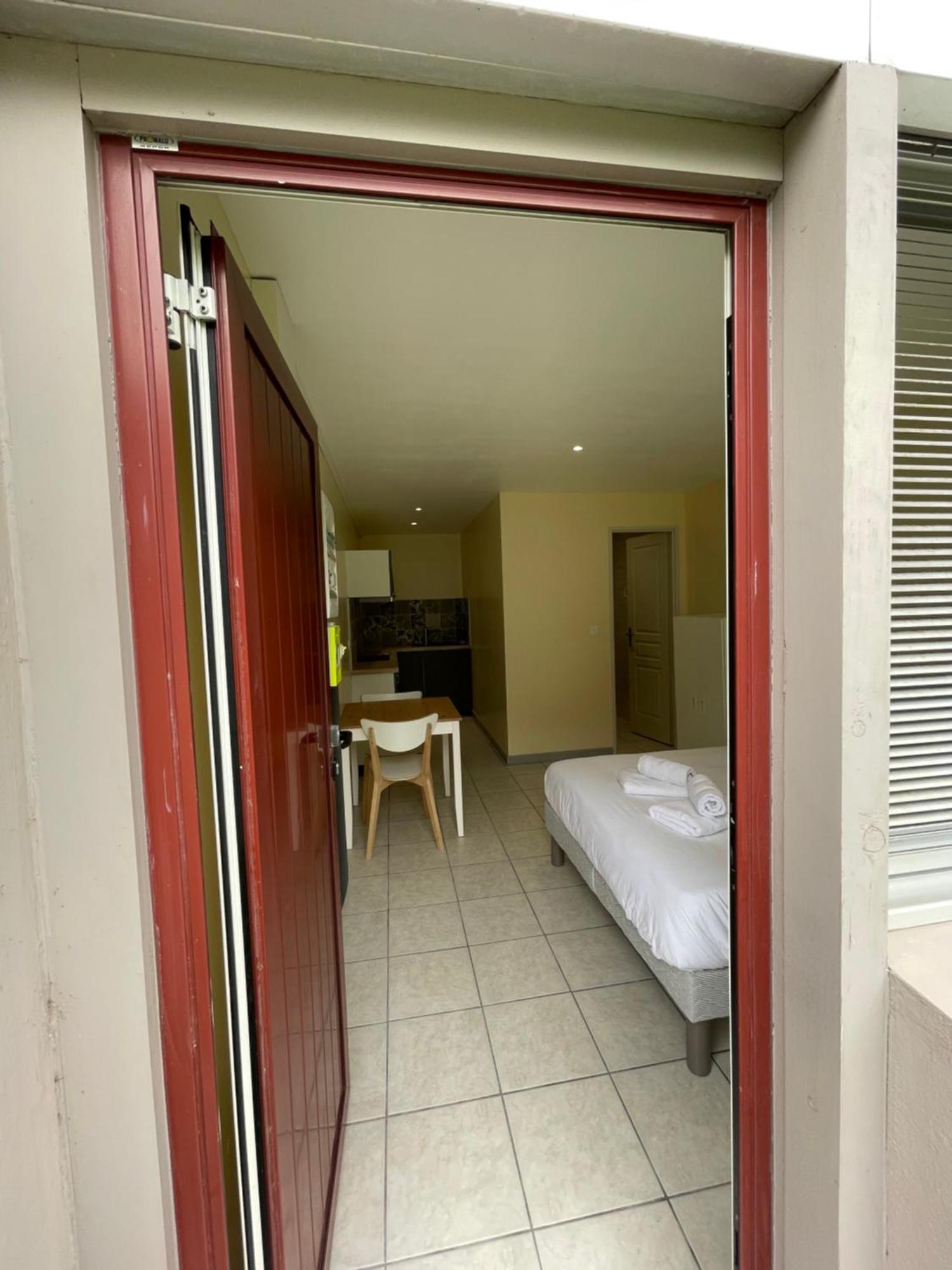 Appartement Ou Studio En Hyper Centre, Pour La Plage Et La Rue Pietonne Il Suffit De Traverser La Rue , Voir La Photo Principale Andernos-les-Bains Εξωτερικό φωτογραφία